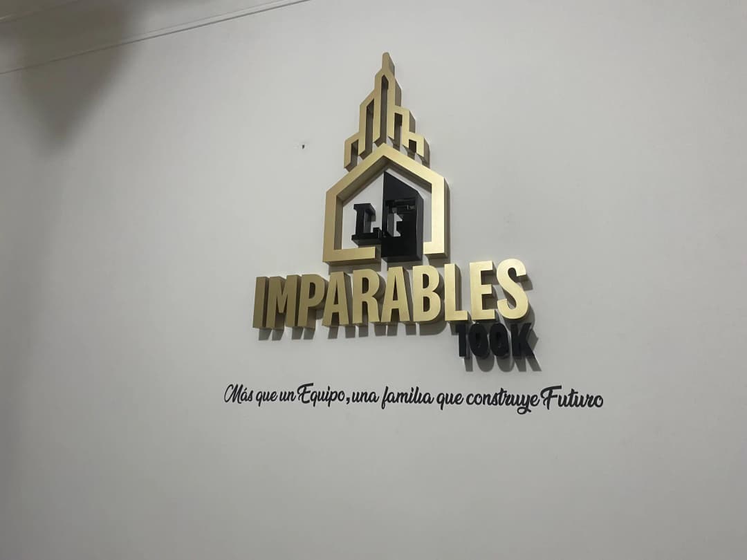 Letreros y Letras en MDF y PVC